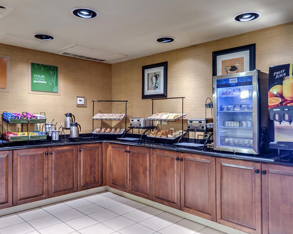 Comfort Inn & Suites York Ngoại thất bức ảnh