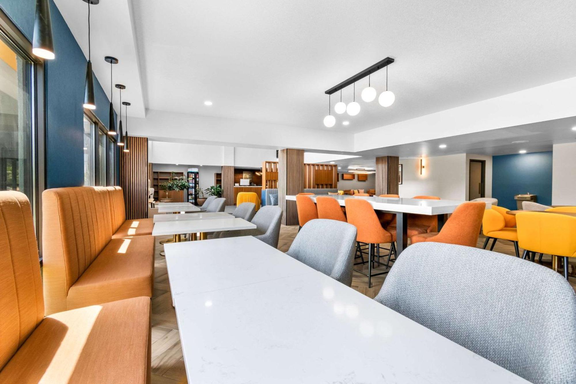 Comfort Inn & Suites York Ngoại thất bức ảnh