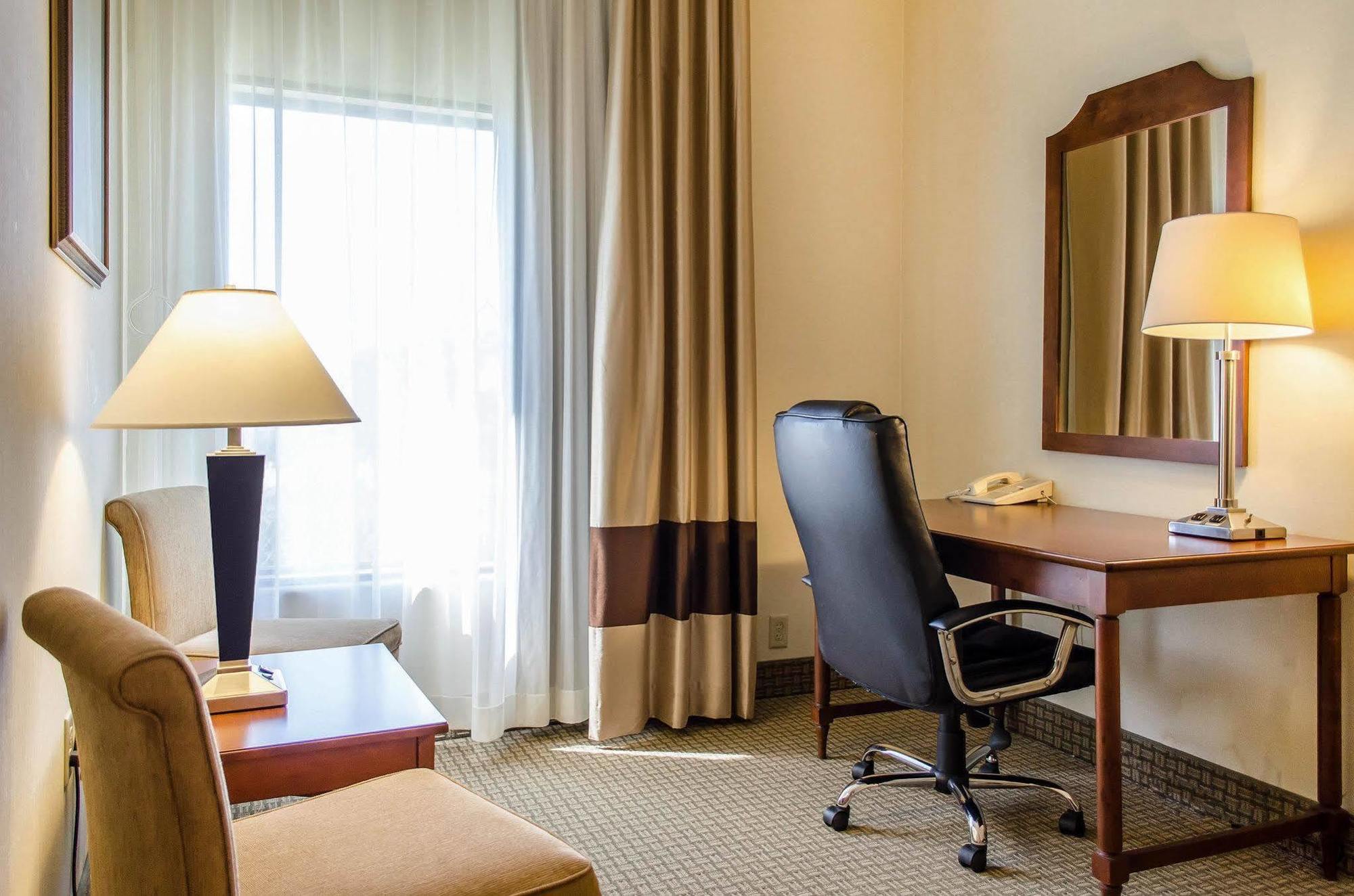 Comfort Inn & Suites York Ngoại thất bức ảnh